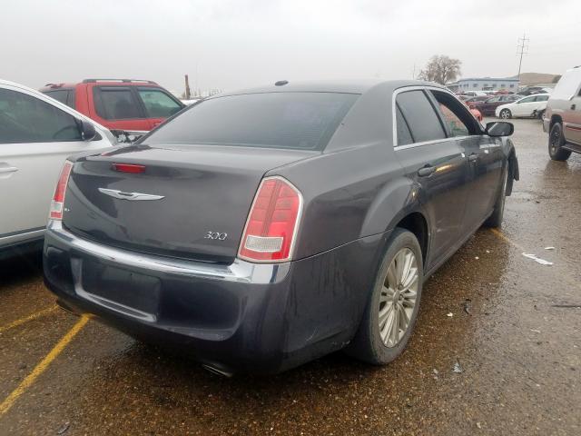 2C3CCARG2DH519583 - 2013 CHRYSLER 300 GRAY photo 4