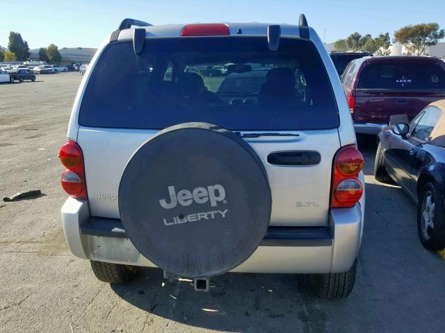 1J8GK58K33W506198 - 2003 JEEP LIBERTY LI SILVER photo 9