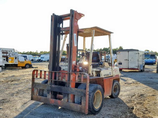 YF03001373 - 2003 NISSAN FORKLIFT ORANGE photo 2