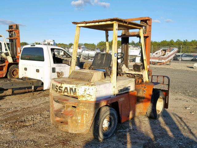 YF03001373 - 2003 NISSAN FORKLIFT ORANGE photo 4