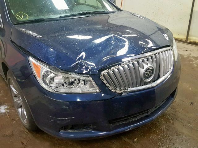 1G4GC5EC4BF138335 - 2011 BUICK LACROSSE C BLUE photo 9