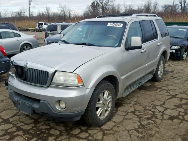 5LMEU88H44ZJ17903 - 2004 LINCOLN AVIATOR 灰色 照片 2