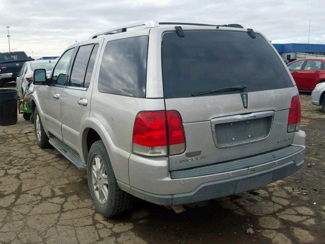 5LMEU88H44ZJ17903 - 2004 LINCOLN AVIATOR 灰色 照片 3