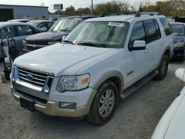 1FMEU64E16ZA06800 - 2006 FORD EXPLORER E WHITE photo 2