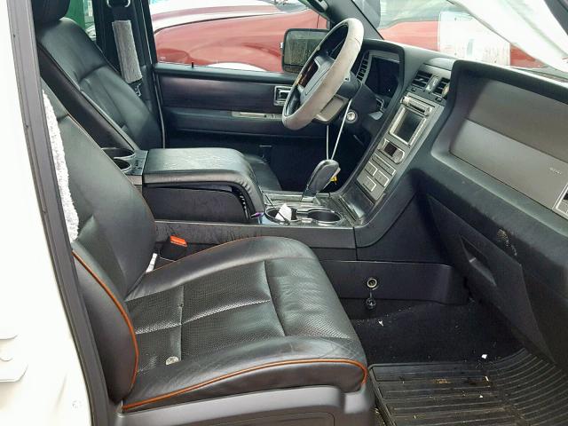 5LMFU28527LJ07420 - 2007 LINCOLN NAVIGATOR 白色 照片 5