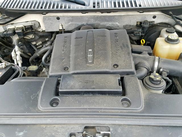 5LMFU28527LJ07420 - 2007 LINCOLN NAVIGATOR 白色 照片 7