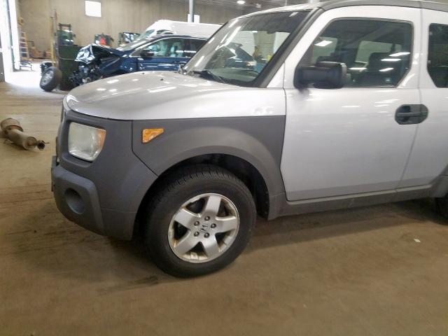 5J6YH28524L025438 - 2004 HONDA ELEMENT EX SILVER photo 9