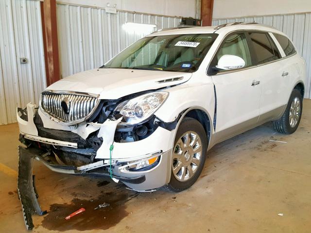 5GAKRBED5BJ235014 - 2011 BUICK ENCLAVE CX WHITE photo 2