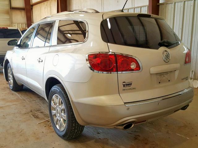 5GAKRBED5BJ235014 - 2011 BUICK ENCLAVE CX WHITE photo 3