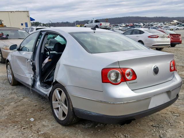 WVWAK73C48P003404 - 2008 VOLKSWAGEN PASSAT KOM SILVER photo 3