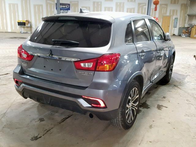 JA4AP3AU4JZ009181 - 2018 MITSUBISHI OUTLANDER GRAY photo 4