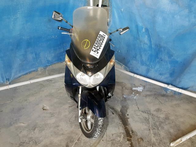 JS1CK43A732100490 - 2003 SUZUKI AN400 K3 BLUE photo 9