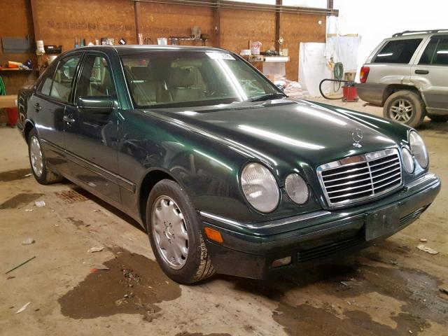 WDBJF55F8VA384395 - 1997 MERCEDES-BENZ E 320 GREEN photo 1