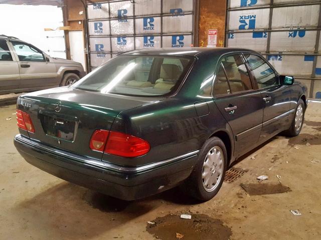 WDBJF55F8VA384395 - 1997 MERCEDES-BENZ E 320 GREEN photo 4