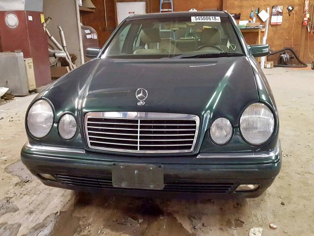 WDBJF55F8VA384395 - 1997 MERCEDES-BENZ E 320 GREEN photo 9