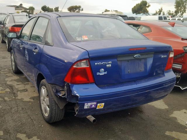 1FAHP34N36W256537 - 2006 FORD FOCUS ZX4 BLUE photo 3