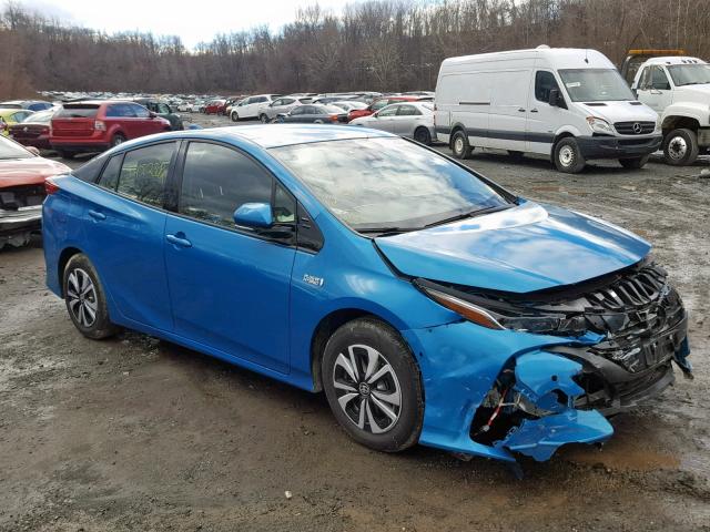 JTDKARFP8H3017802 - 2017 TOYOTA PRIUS PRIM BLUE photo 1