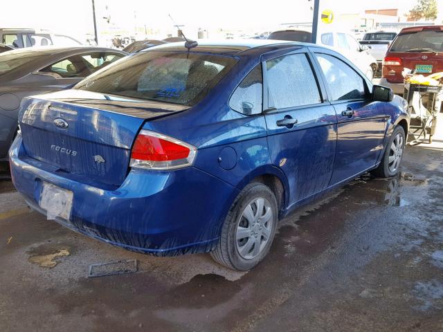 1FAHP34N38W131203 - 2008 FORD FOCUS S/SE BLUE photo 4