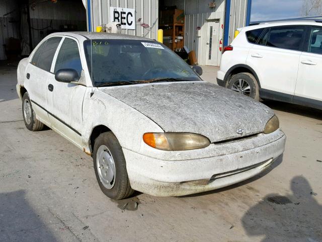 KMHVF14N1TU227321 - 1996 HYUNDAI ACCENT BAS WHITE photo 1