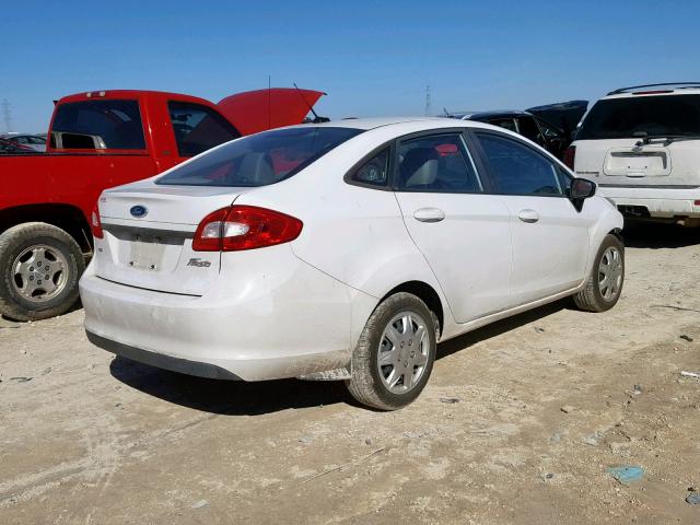 3FADP4BJ8BM178111 - 2011 FORD FIESTA SE WHITE photo 4