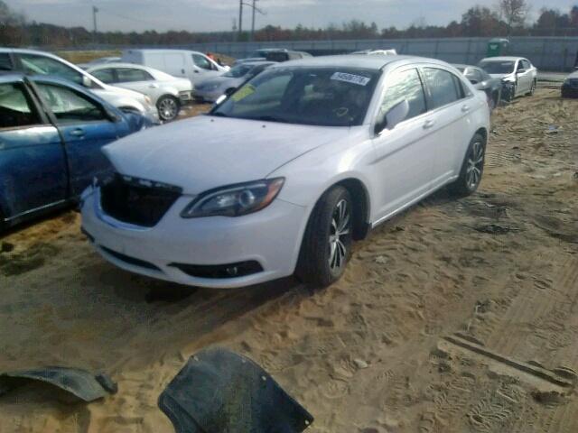 1C3CCBBG4DN716455 - 2013 CHRYSLER 200 TOURIN WHITE photo 2