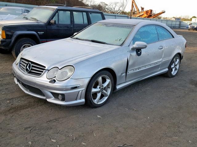 WDBTJ75J94F080033 - 2004 MERCEDES-BENZ CLK 500 SILVER photo 2