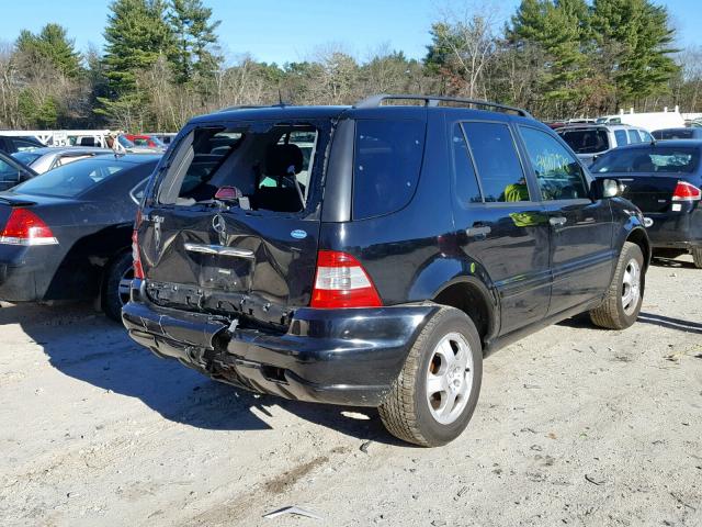 4JGAB57E25A552884 - 2005 MERCEDES-BENZ ML 350 BLACK photo 4