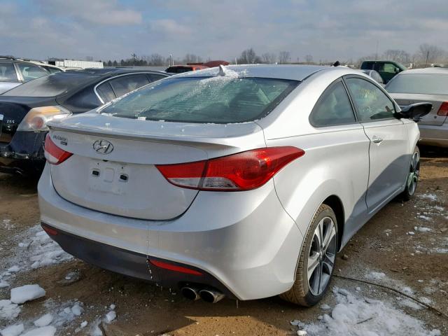 KMHDH6AE6DU008136 - 2013 HYUNDAI ELANTRA CO SILVER photo 4