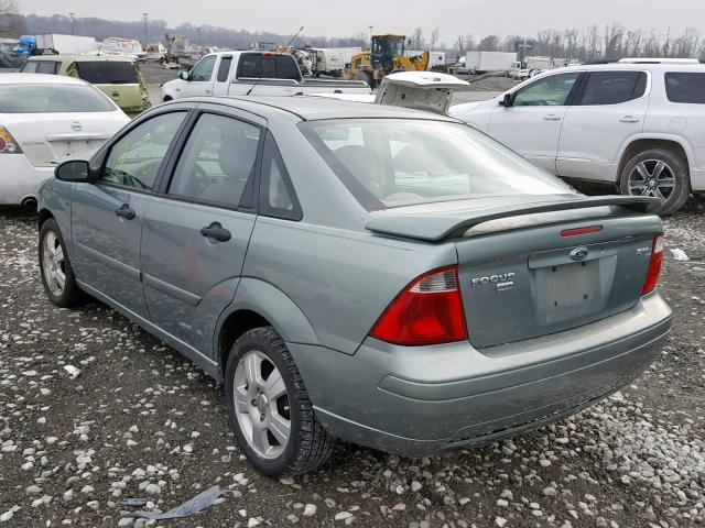 1FAFP34N66W126582 - 2006 FORD FOCUS ZX4 SILVER photo 3