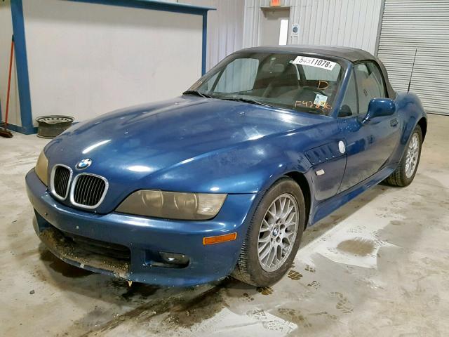 4USCH3347YLF42256 - 2000 BMW Z3 2.8 BLUE photo 2