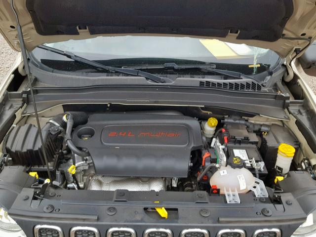 ZACCJAAT0FPB46281 - 2015 JEEP RENEGADE S 米色 照片 7