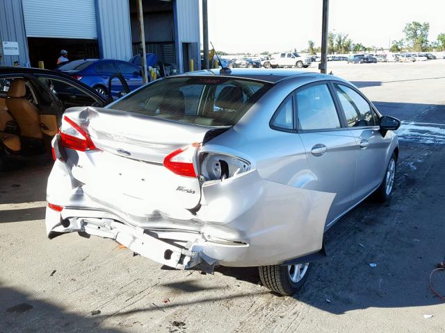 3FADP4BJ9FM191505 - 2015 FORD FIESTA SE SILVER photo 4