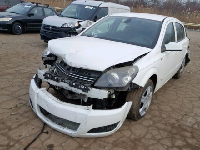 W08AR671385059451 - 2008 SATURN ASTRA XE WHITE photo 2