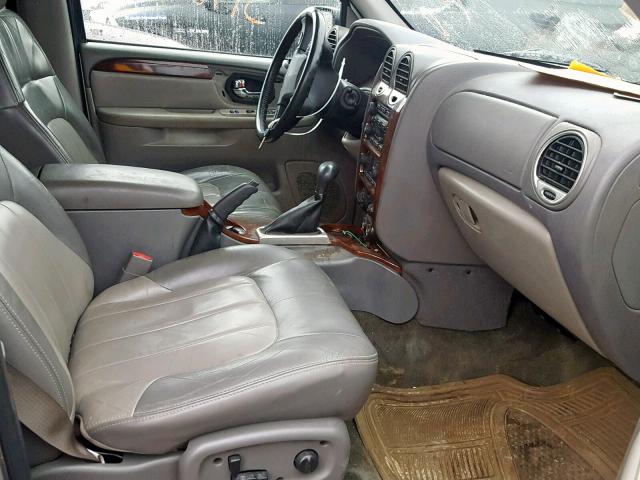 1GKDT13S242358663 - 2004 GMC ENVOY SILVER photo 5