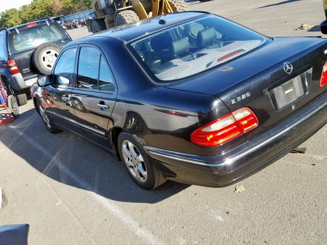 WDBJF65J32B501025 - 2002 MERCEDES-BENZ E 320 BLUE photo 3