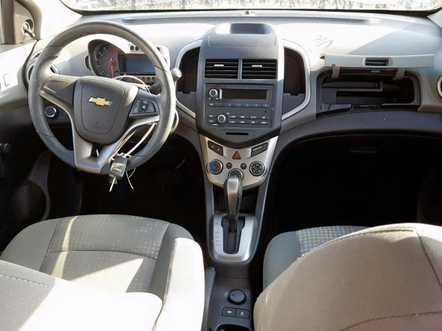 1G1JA5SH4E4169612 - 2014 CHEVROLET SONIC LS 黑色 照片 9