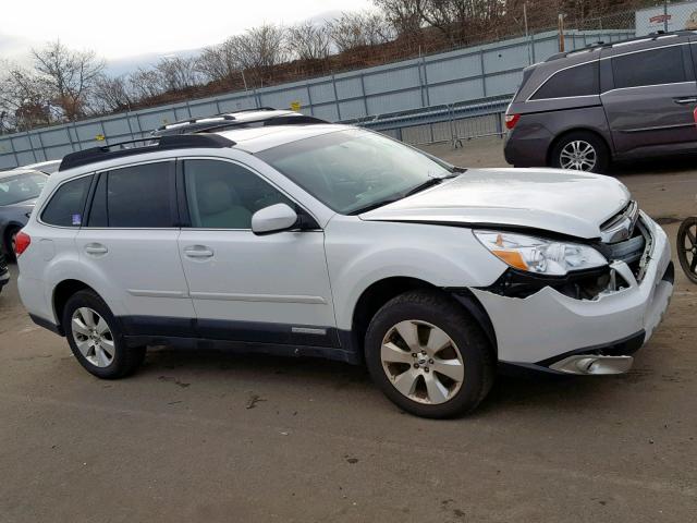 4S4BRDLC4C2249711 - 2012 SUBARU OUTBACK 3. WHITE photo 1