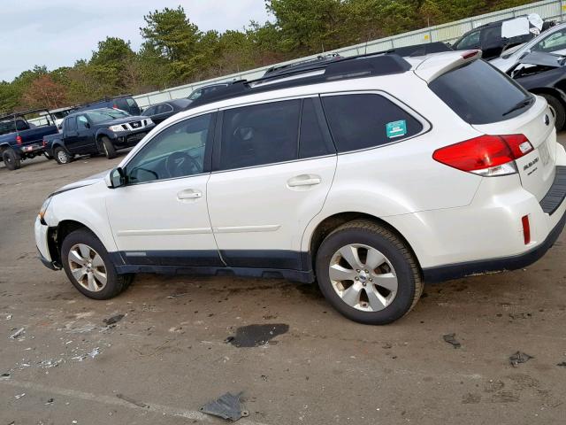 4S4BRDLC4C2249711 - 2012 SUBARU OUTBACK 3. WHITE photo 3