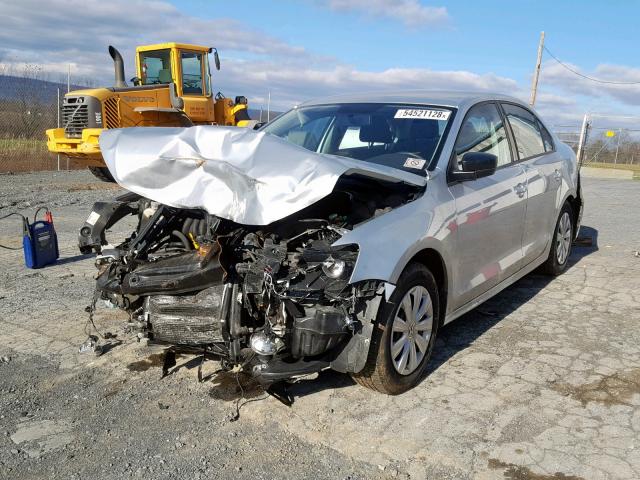 3VW2K7AJ0EM288381 - 2014 VOLKSWAGEN JETTA BASE SILVER photo 2