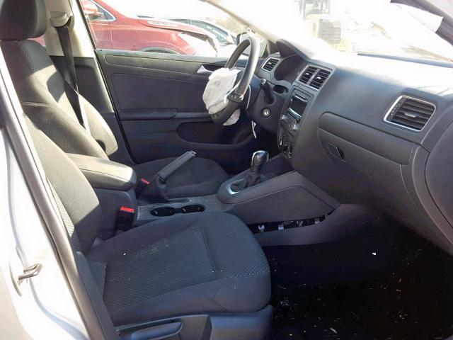 3VW2K7AJ0EM288381 - 2014 VOLKSWAGEN JETTA BASE SILVER photo 5