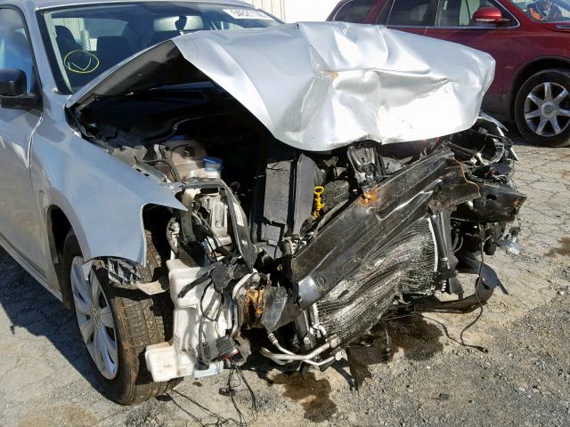 3VW2K7AJ0EM288381 - 2014 VOLKSWAGEN JETTA BASE SILVER photo 9