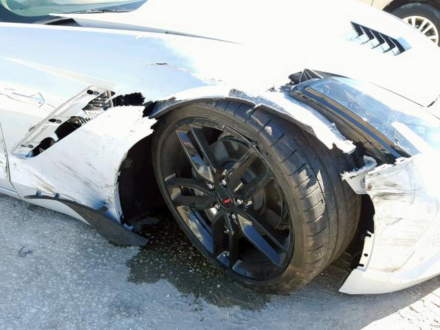 1G1YB2D79K5106896 - 2019 CHEVROLET CORVETTE S WHITE photo 9