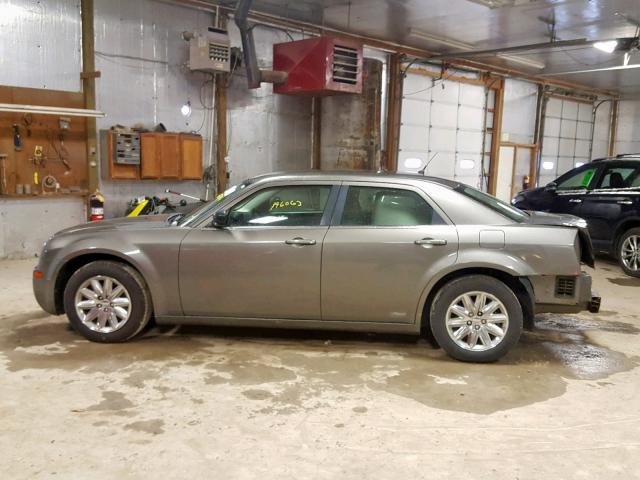 2C3LA43R98H220521 - 2008 CHRYSLER 300 LX GRAY photo 10