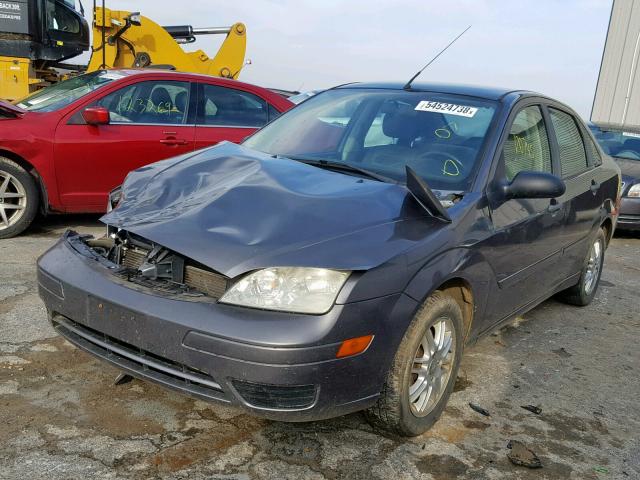 1FAFP34N47W302160 - 2007 FORD FOCUS ZX4 GRAY photo 2