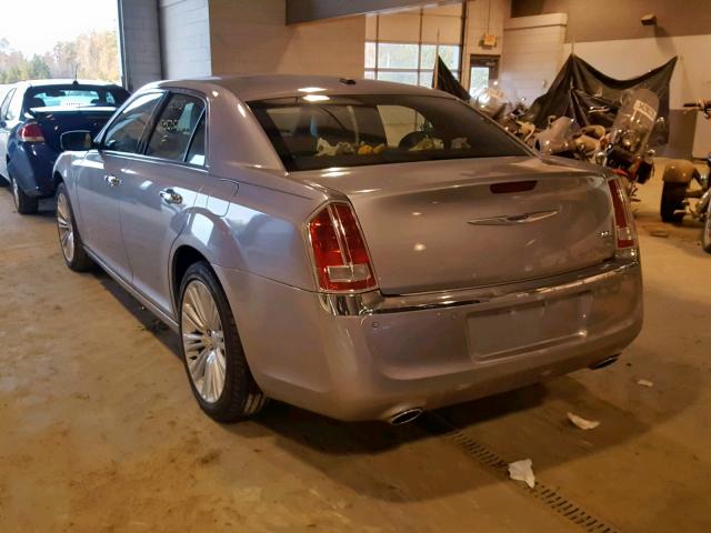 2C3CA6CT9BH522101 - 2011 CHRYSLER 300C GRAY photo 3