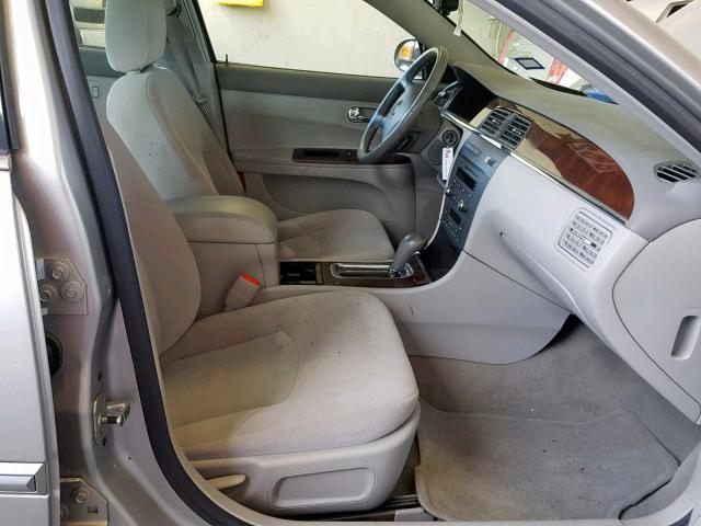 2G4WC582881190355 - 2008 BUICK LACROSSE C SILVER photo 5