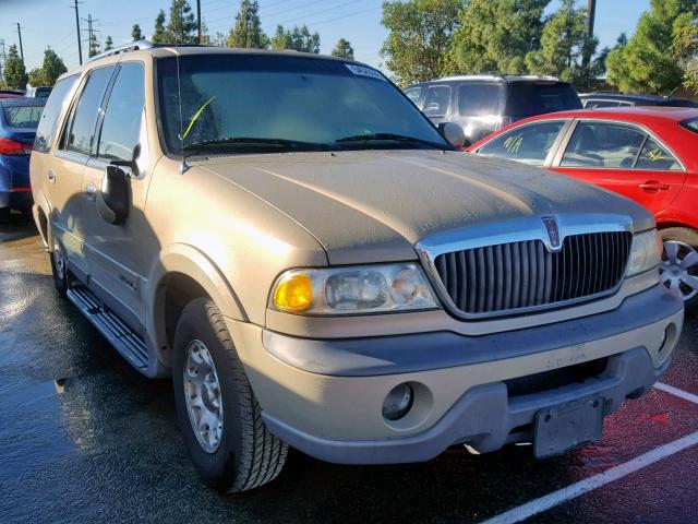 5LMRU27L8WLJ12097 - 1998 LINCOLN NAVIGATOR Бежевый фото 1