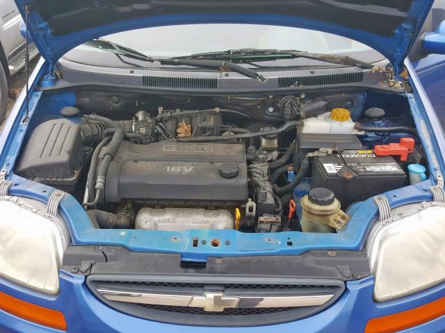 KL1TD62624B183845 - 2004 CHEVROLET AVEO BLUE photo 7