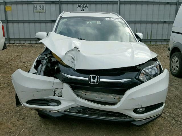 3CZRU5H77JM705235 - 2018 HONDA HR-V EXL WHITE photo 9