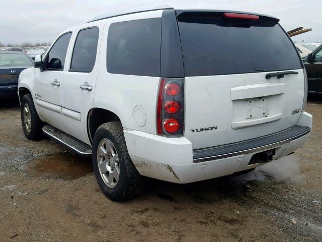 1GKFK63817J380192 - 2007 GMC YUKON DENA WHITE photo 3